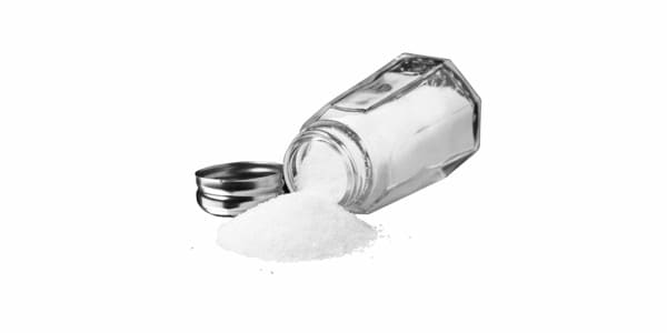 Low sodium salts for dogs and cats