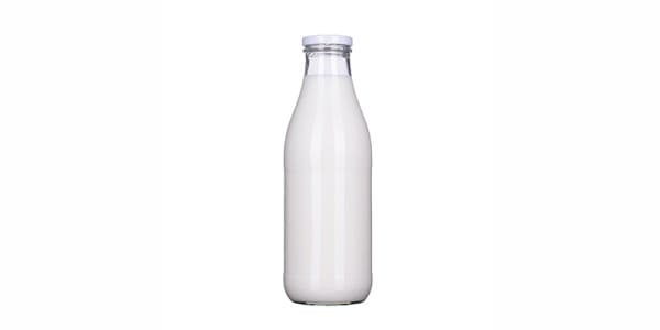 Milk from goats for dogs and cats